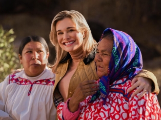 Burda Torpeza Política en Palacio